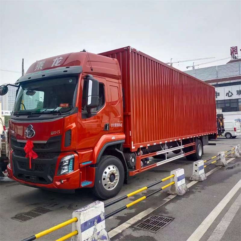 乌苏市布尔津县：物流专线的高效货运之旅