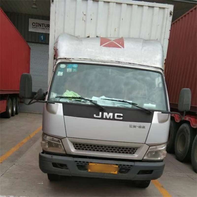 乌苏市霍城县：物流专线的高效货运之旅