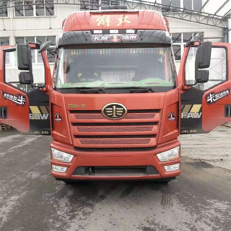 乌苏市墨竹工卡县：物流专线的高效货运之旅