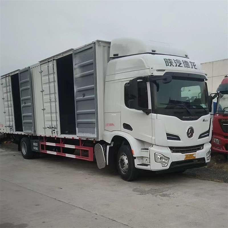 乌苏市林周县：物流专线的高效货运之旅